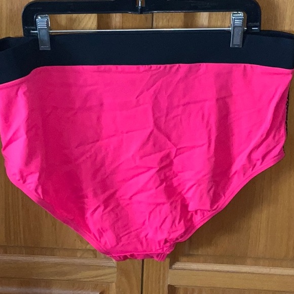 Cactus swimsuit bottom - Picture 2 of 4